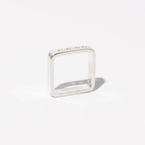 Thoughtfully designed architectural ring by Mulxiply.