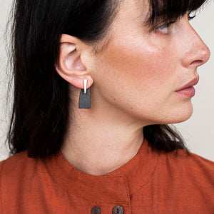 MULXIPLY and Campfire Studio Pillar 2-in-1 Earrings - Charcoal + Brass