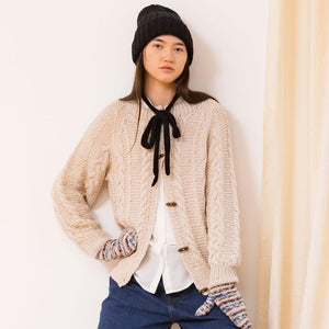Cozy winter cardigan, handmade in merino wool.