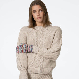Soft, no-itch warm sweater by Dinadi for Mulxiply.