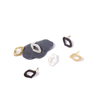 Ethically crafted, tiny stud earrings in organic shapes by mulxiply