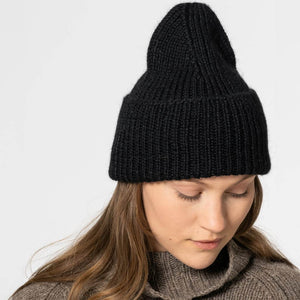 Sustainable winter fashion accessories