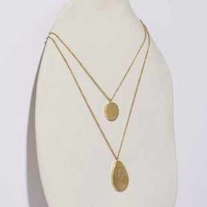 Minimal layering necklaces by Mulxiply.