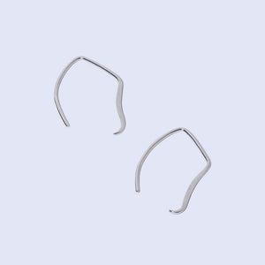 Minimal modern silver jewelry by Mulxiply