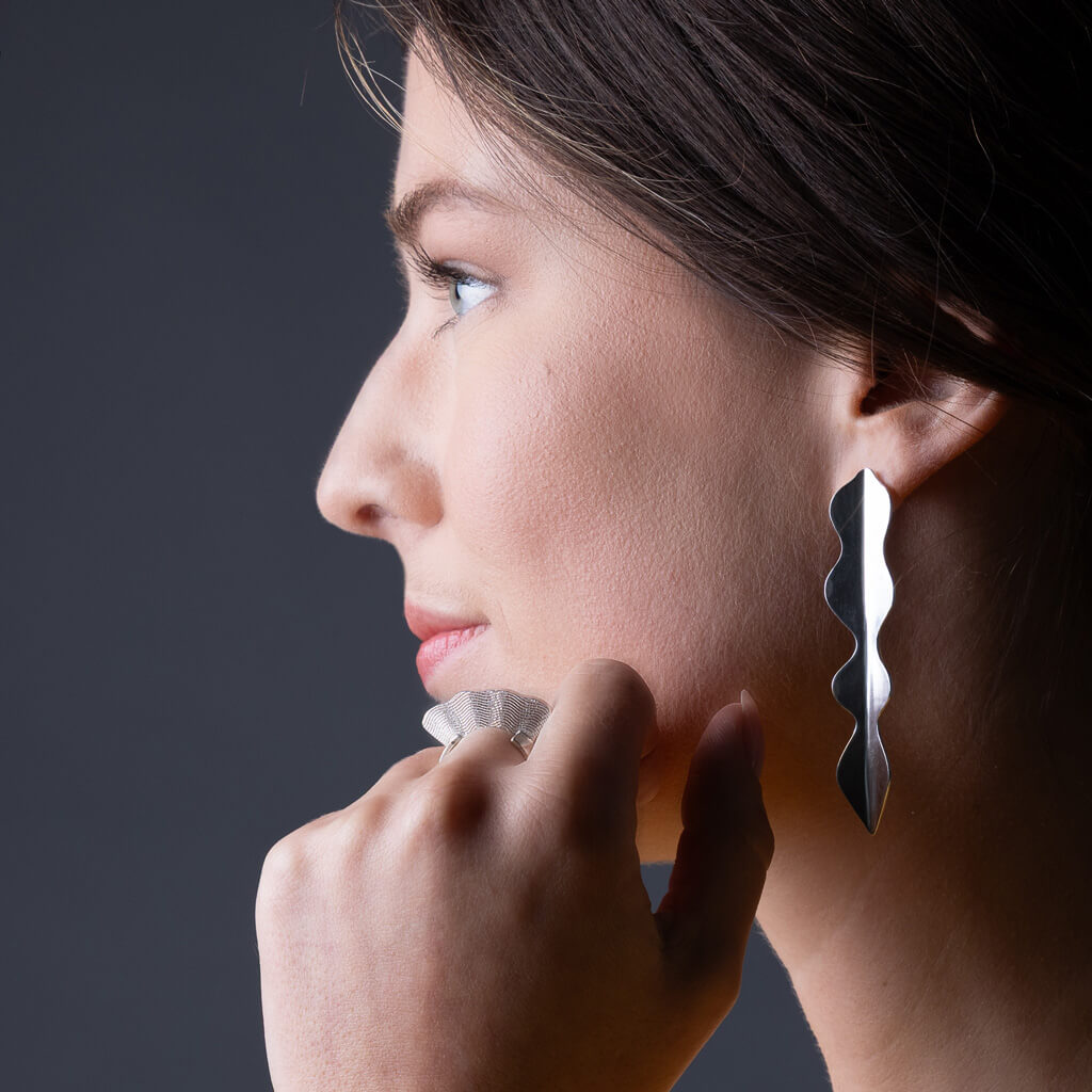 Modern wisteria-shaped sterling silver earrings by Mulxiply