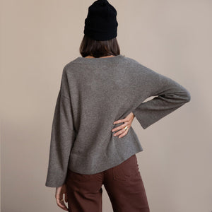 Slouchy, cozy sweaters to wrap yourself during the cooler seasons. Handmade by Mulxiply.