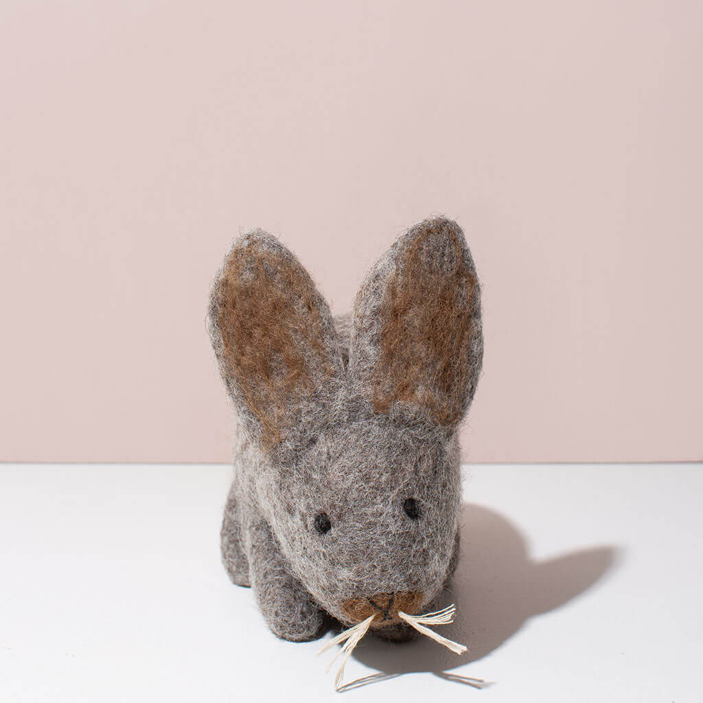 Sad bunny I made with wool felting : r/Needlefelting