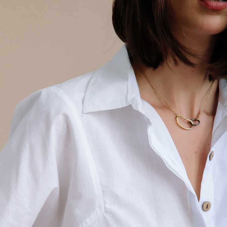 Modern meets heritage. Graphic meets modern. A perfect blending of opposites.