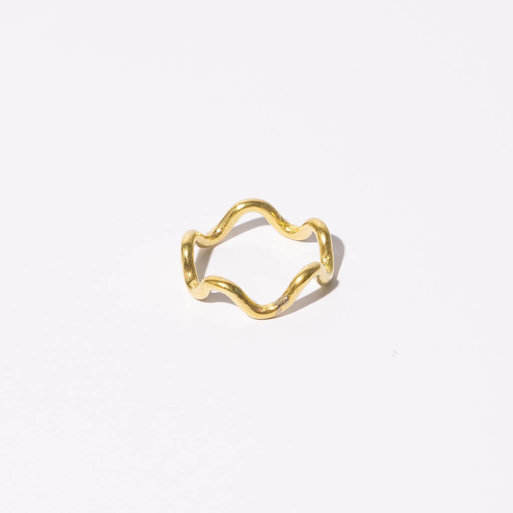 Simple minimalist rings by Mulxiply. Sustainable fashion essentials.