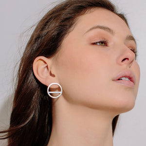 MULXIPLY Wink Circle Earrings - Sterling Silver